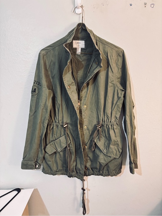 Forever 21 Jackets & Blazers - Forever 21 Olive Utility Jacket with Drawstring Waist